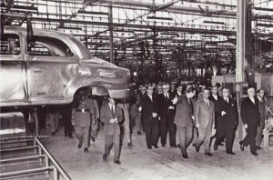 Seat 5 octubre 1955 Franco inaugura fabrica en Martorell